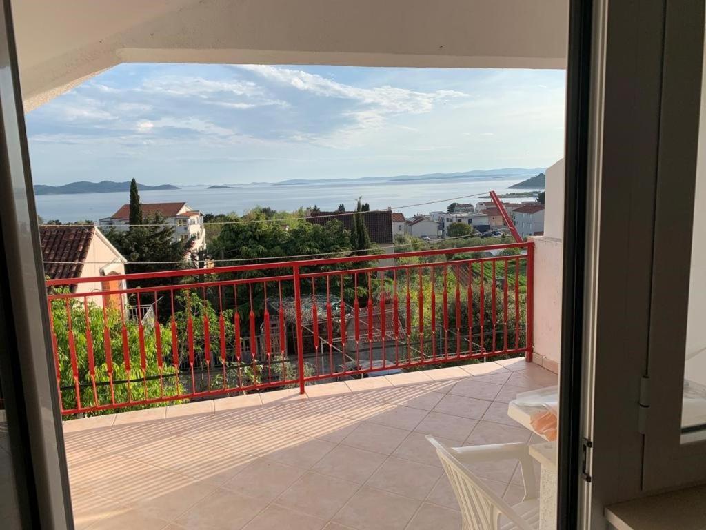 Francis Appartements Pakoštane Exterior foto
